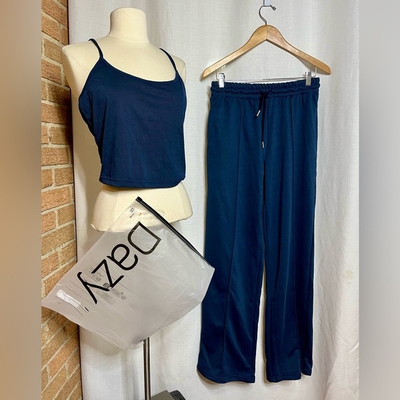 Dazy Pants - Dazy Women's Navy Blue Pants and Top Sz L